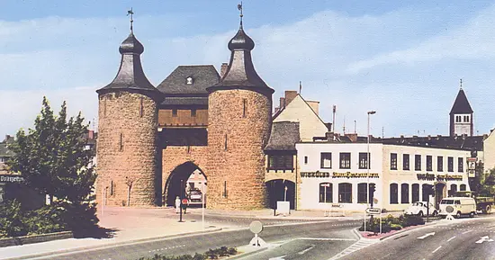 Bereich Hexenturm mit anliegender Gaststätte "Zum Hexenturm" bis 1993 Bereich Hexenturm mit anliegender Gaststätte "Zum Hexenturm" bis 1993